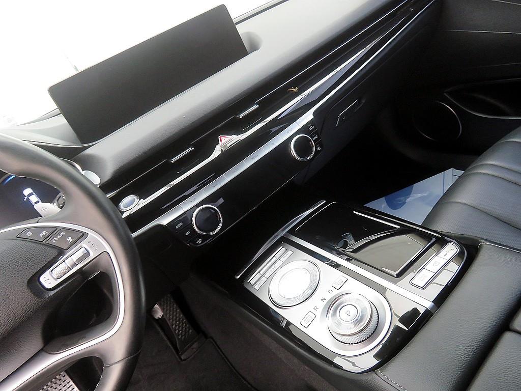 Genesis G80 - Vista 11