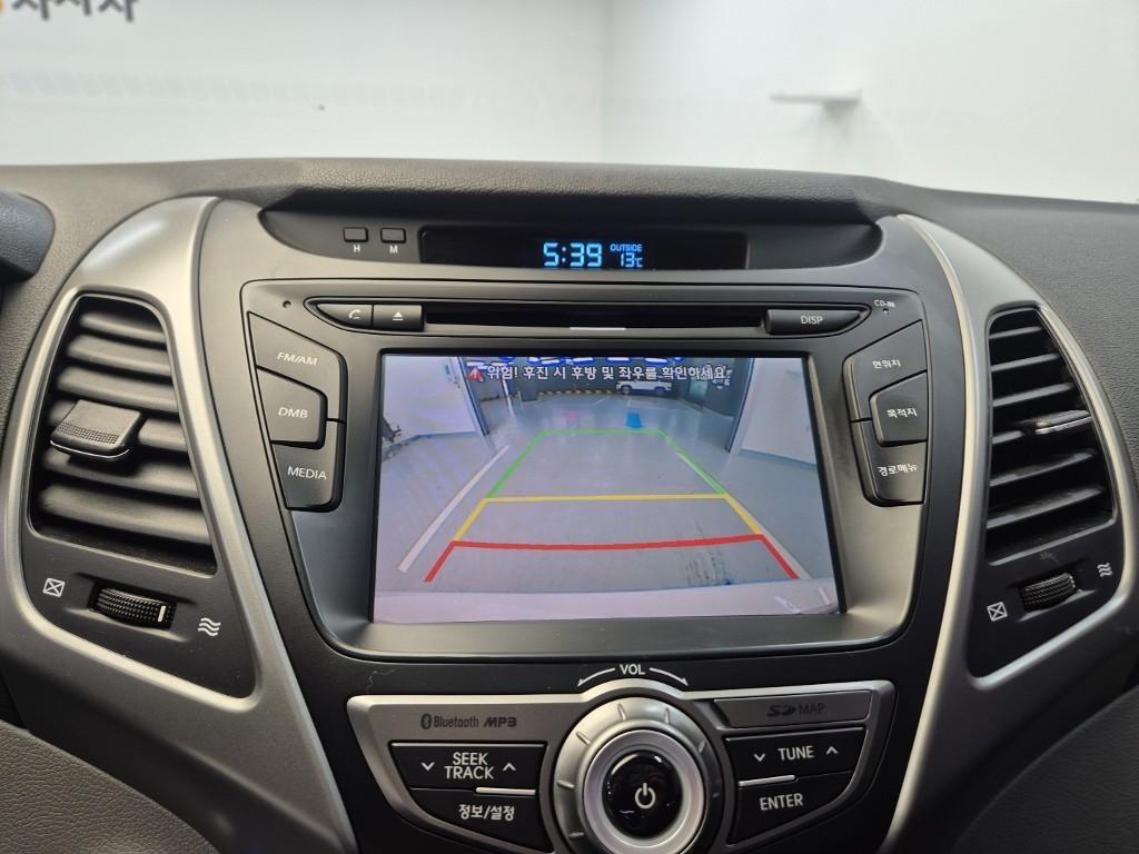 HYUNDAI Avante 2014 Blanco - Importación desde Corea - HF Imports Iquique - Foto 14