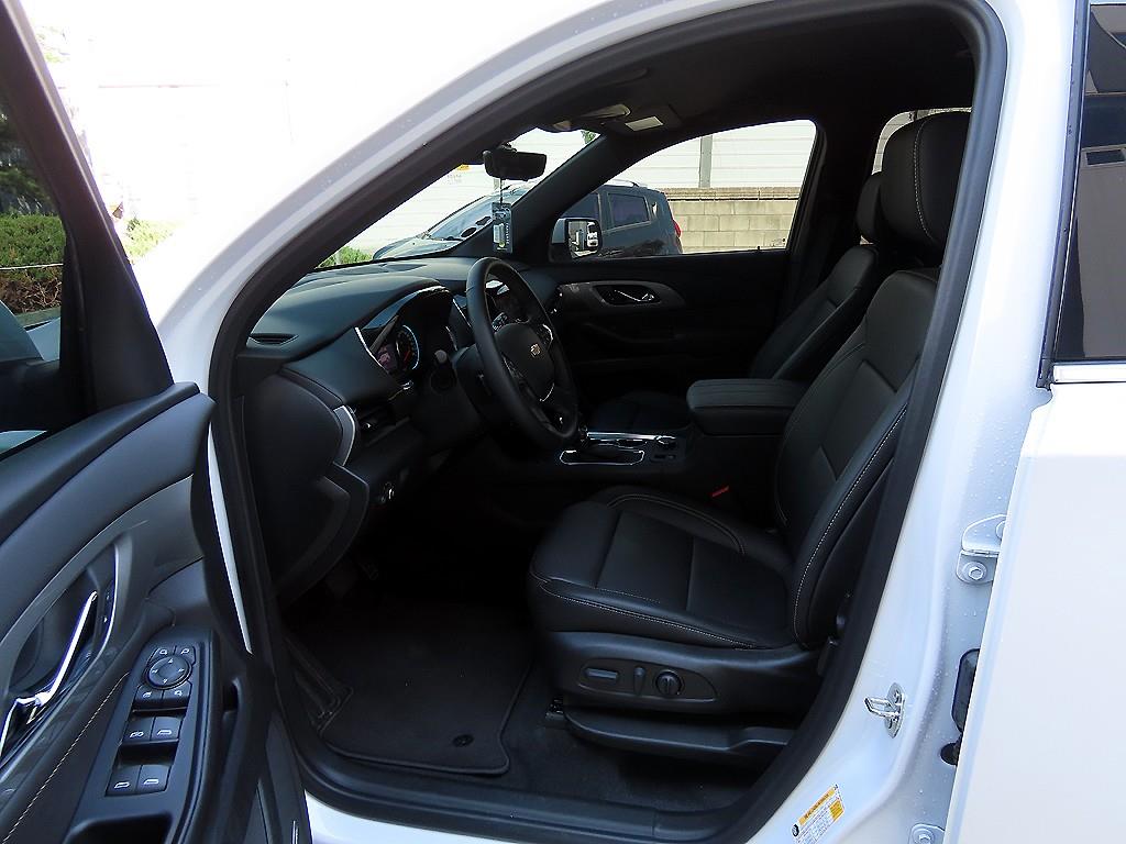 Chevrolet Travers - Vista 5