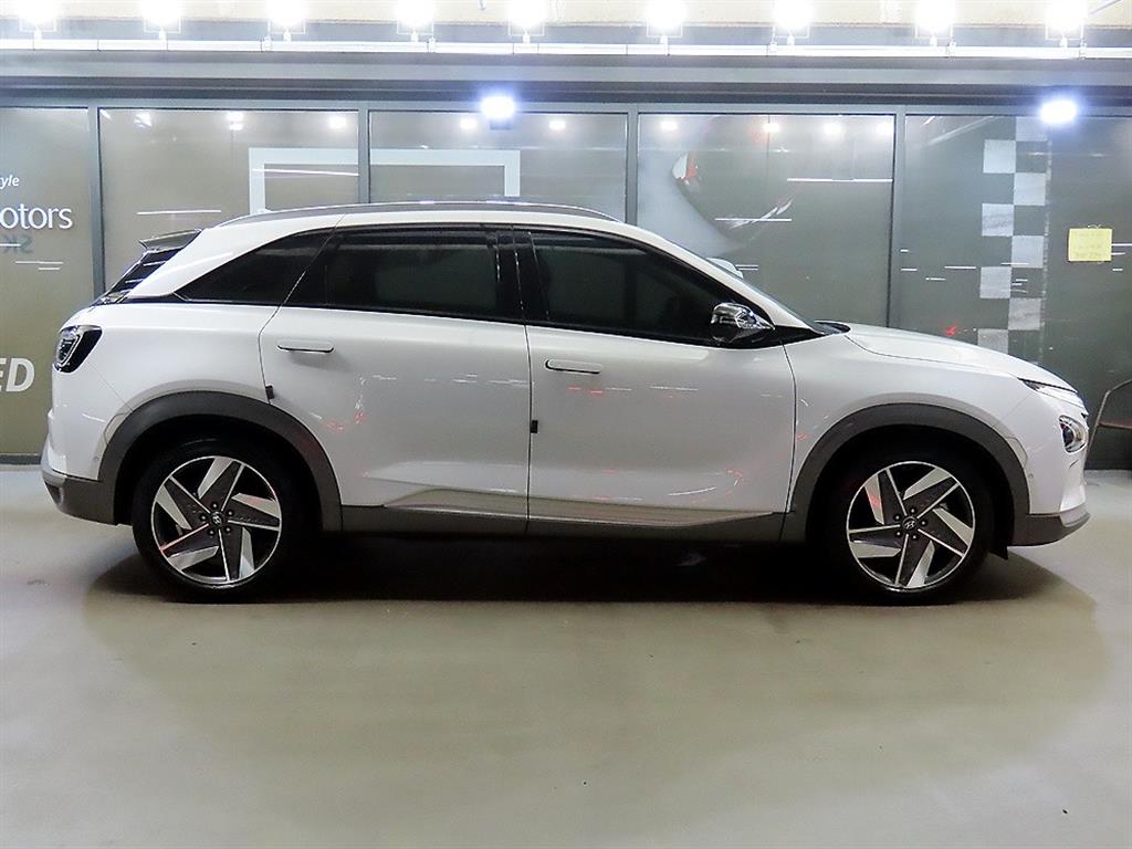 HYUNDAI Nexo - Vista 3
