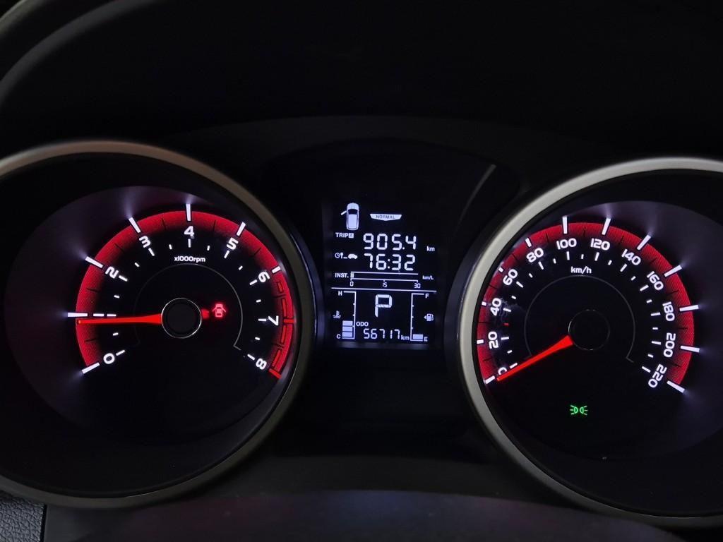 Ssangyong Tivoli - Vista 6