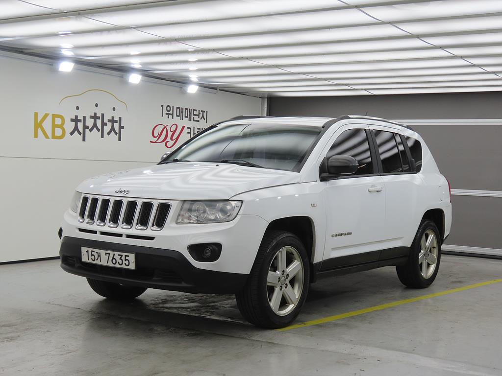 Jeep Compass 2011 Blanco - Importación desde Corea - HF Imports Iquique - Foto 1