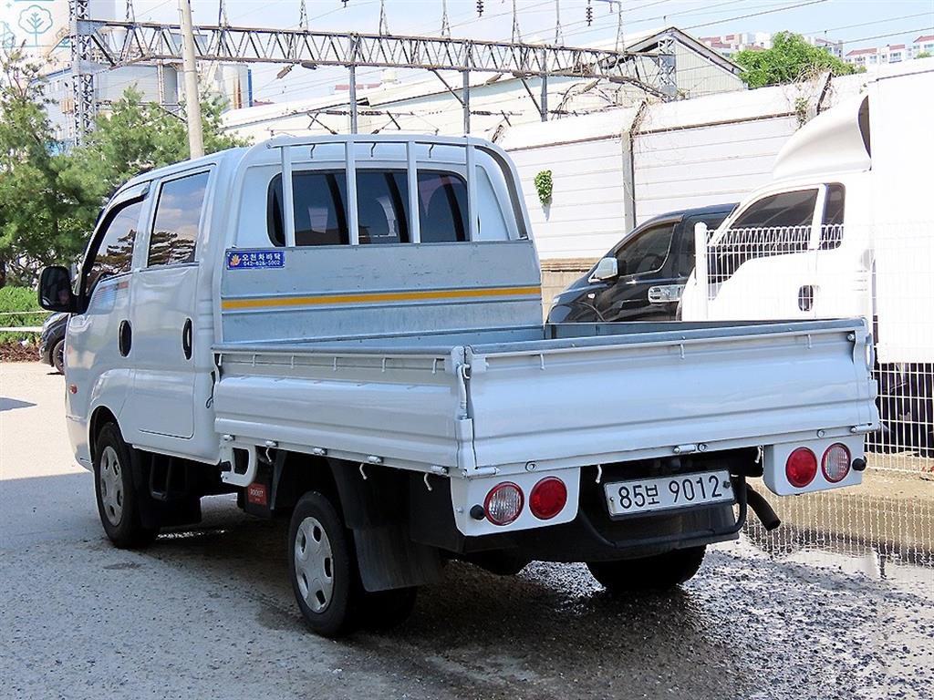 Small Truck Cargo (small) - Vista 3