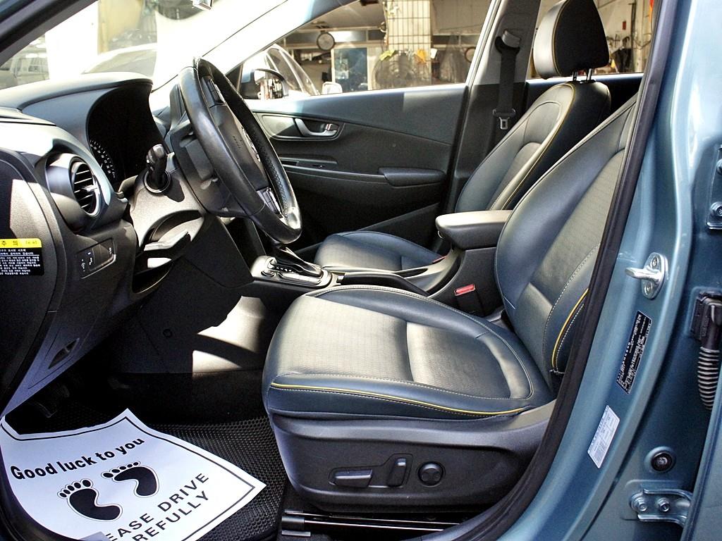 HYUNDAI Kona - Vista 9