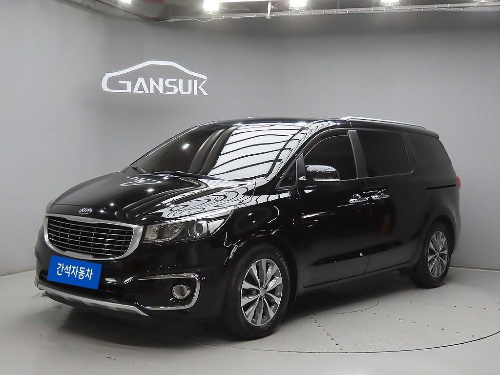 KIA Carnival - Vista 3