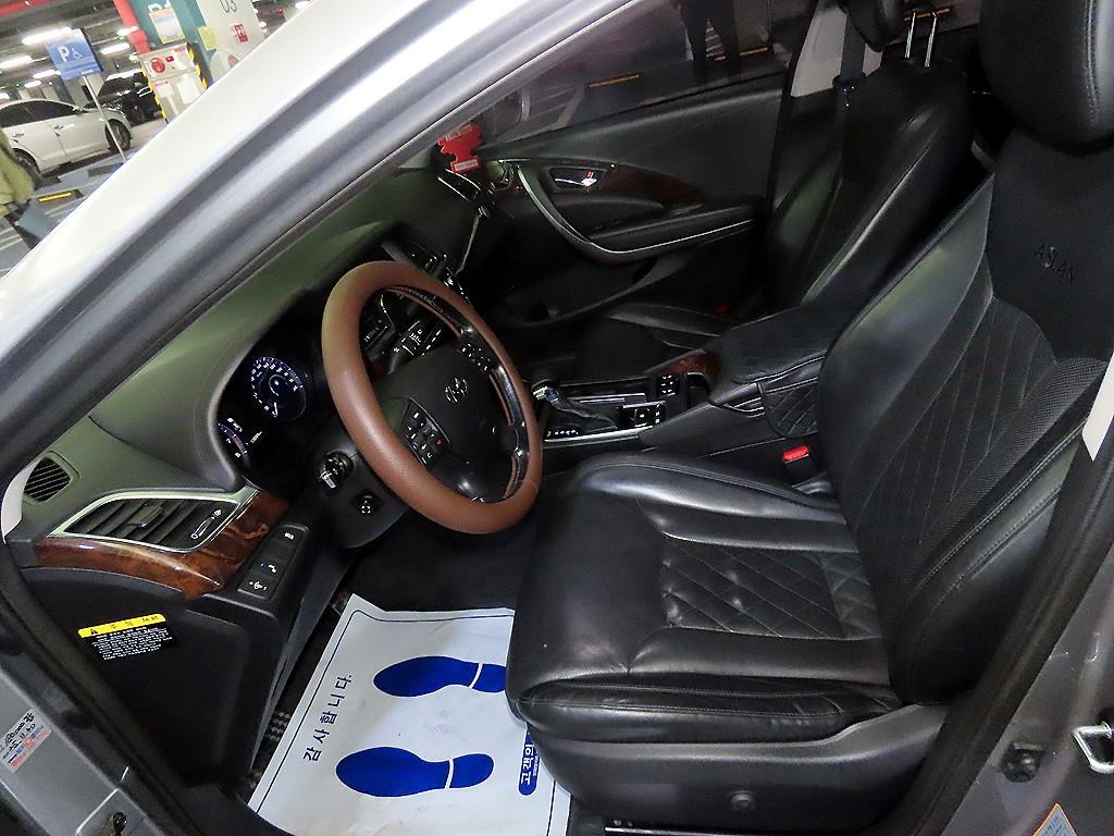 HYUNDAI Aslan - Vista 6