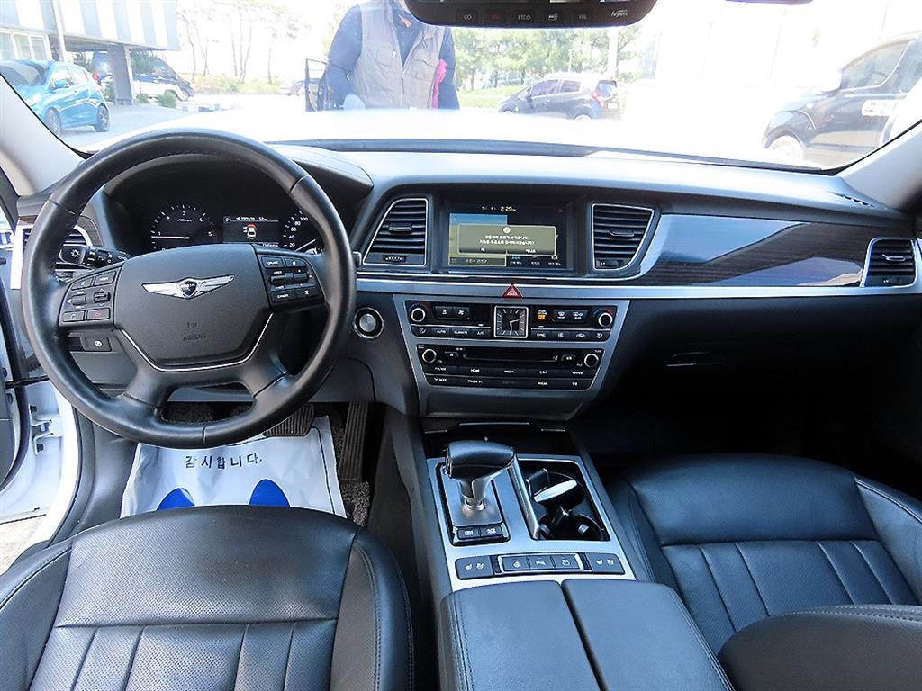 Genesis G80 - Vista 7