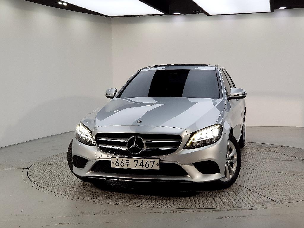Mercedes Benz C Class - Vista 2