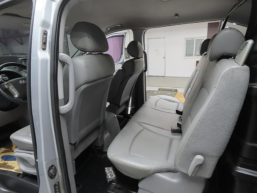 HYUNDAI Starex 2014 Gris - Importación desde Corea - HF Imports Iquique - Foto 9