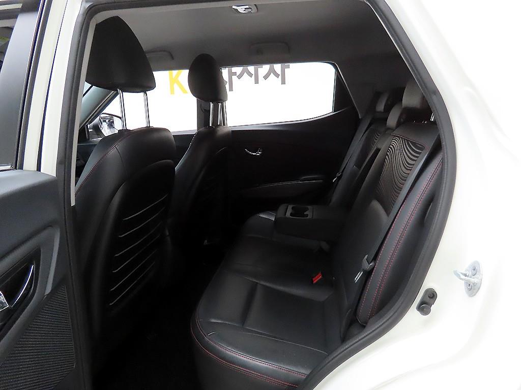 Ssangyong Tivoli 2018 Blanco - Importación desde Corea - HF Imports Iquique - Foto 14