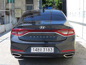 HYUNDAI Grandeur - Vista 6