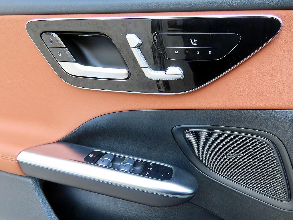 Mercedes Benz C Class - Vista 11