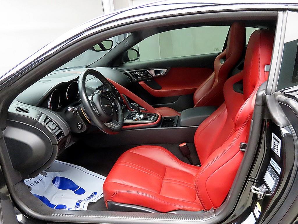 Jaguar F-TYPE - Vista 5