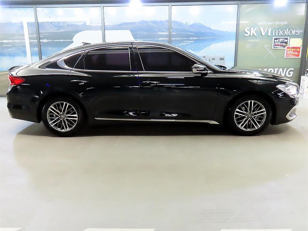 HYUNDAI Grandeur - Vista 3