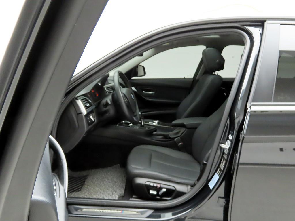 BMW 3 series - Vista 11