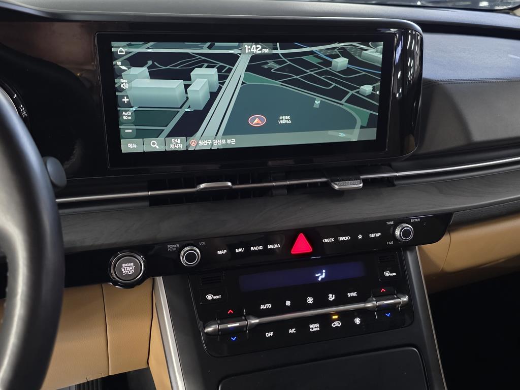KIA Carnival - Vista 6