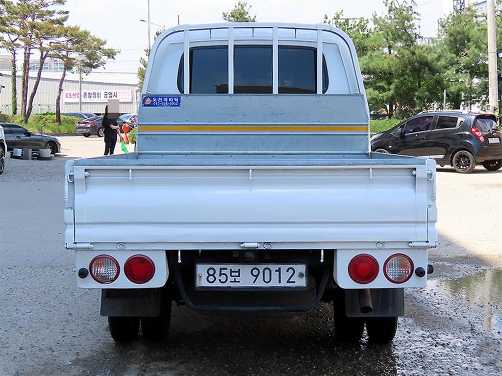 Small Truck Cargo (small) - Vista 4