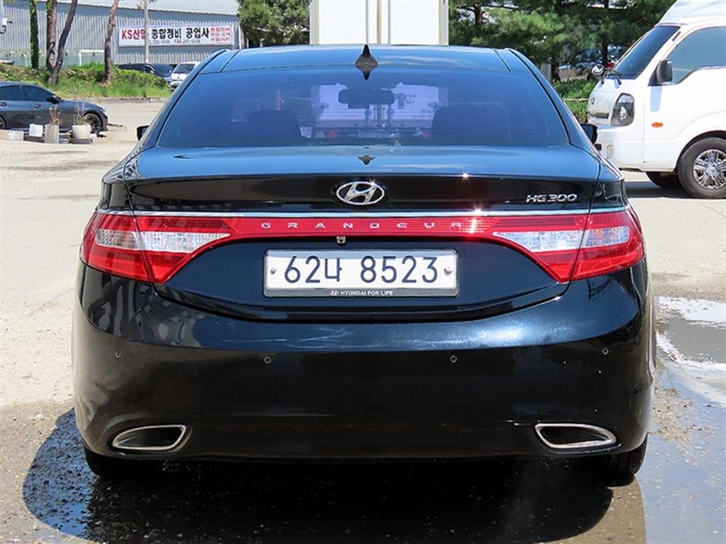 HYUNDAI Grandeur - Vista 4