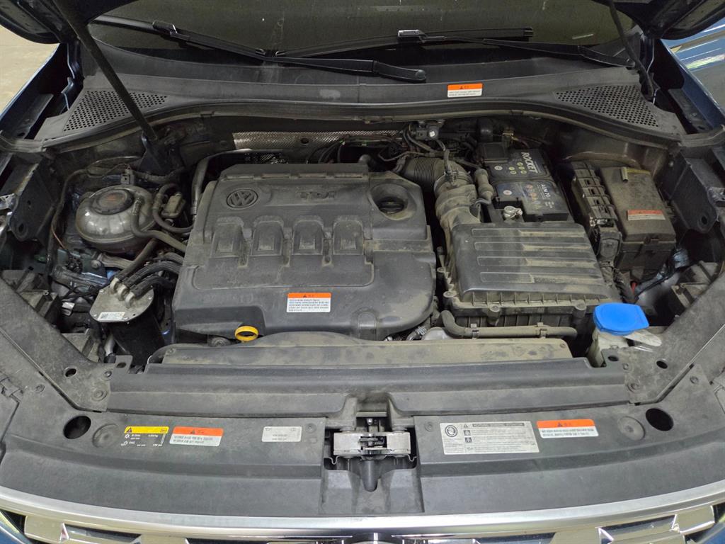 Volkswagen Tiguan 2020 Azul - Importación desde Corea - HF Imports Iquique - Foto 18