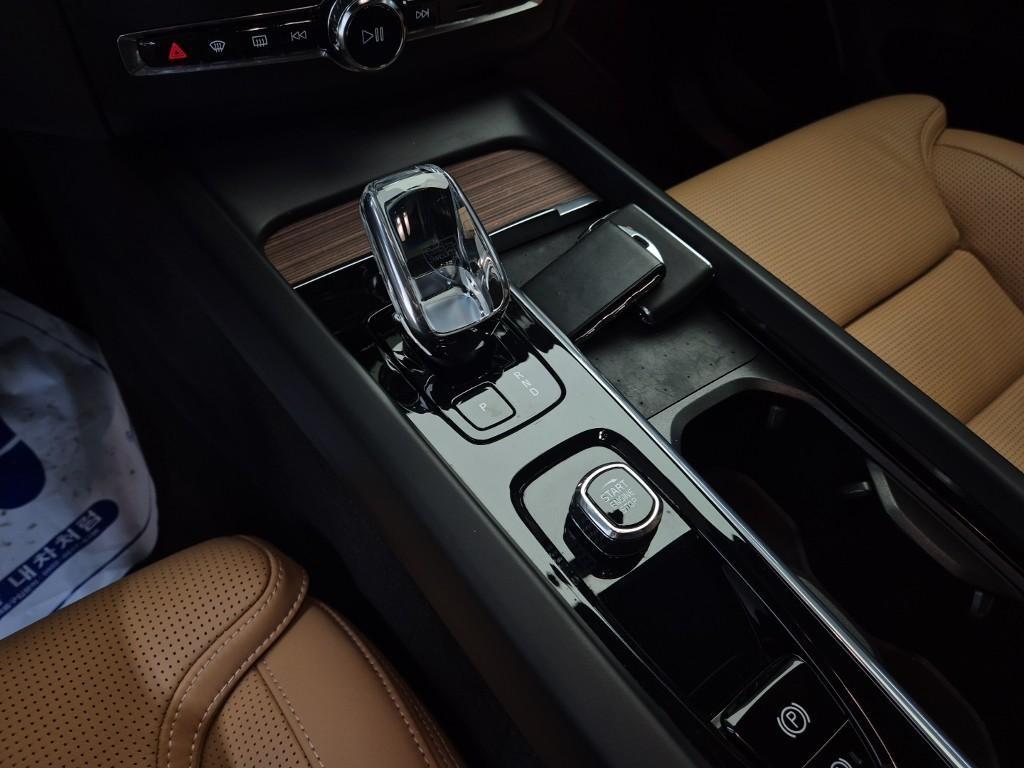 Volvo XC60 - Vista 8