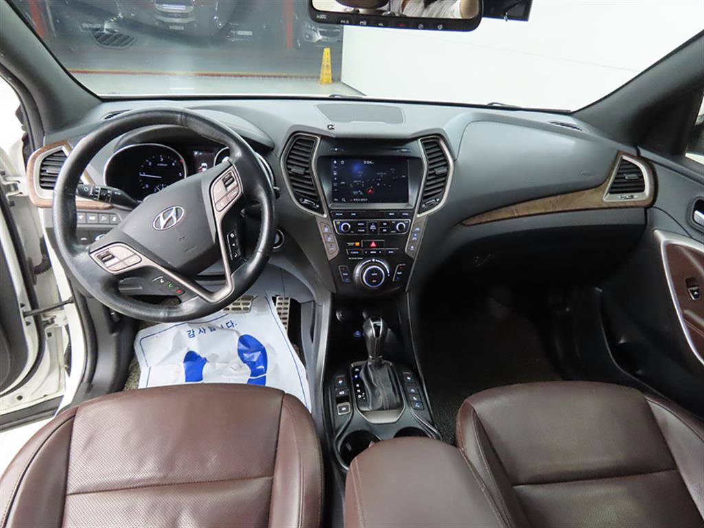 HYUNDAI Maxcruz - Vista 7