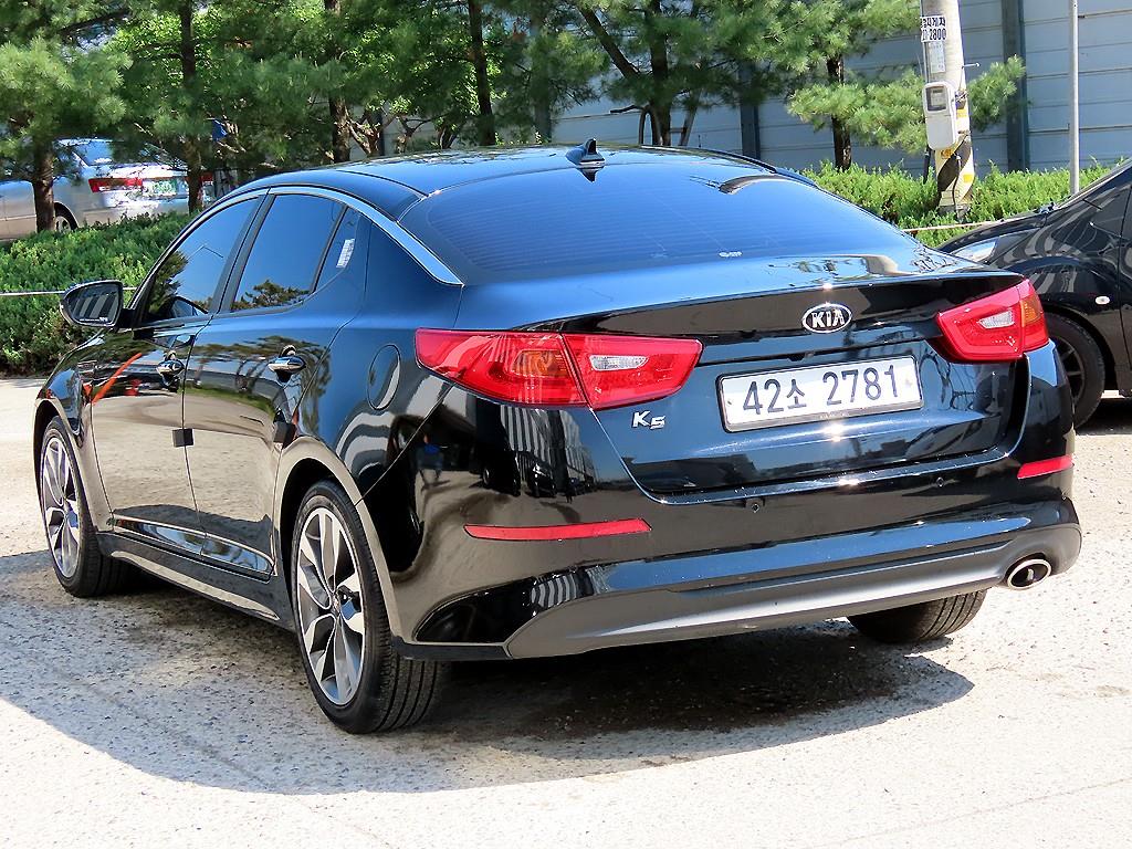 KIA K5 - Vista 3