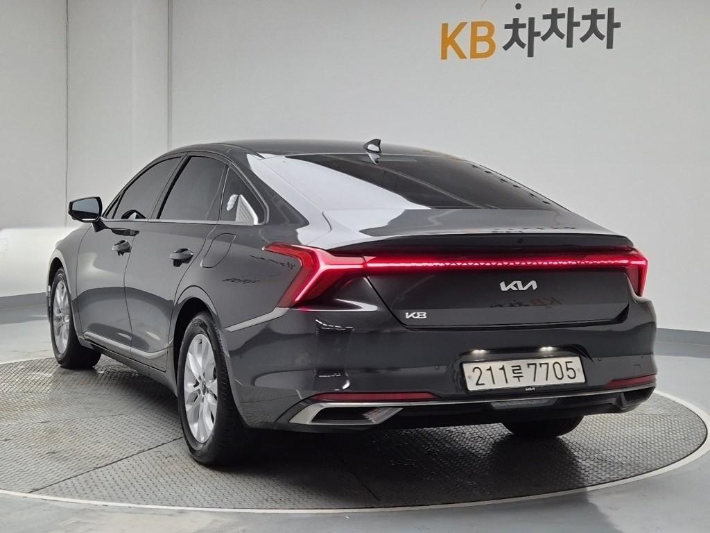 KIA K8 - Vista 2