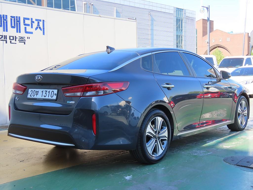 KIA K5 - Vista 4