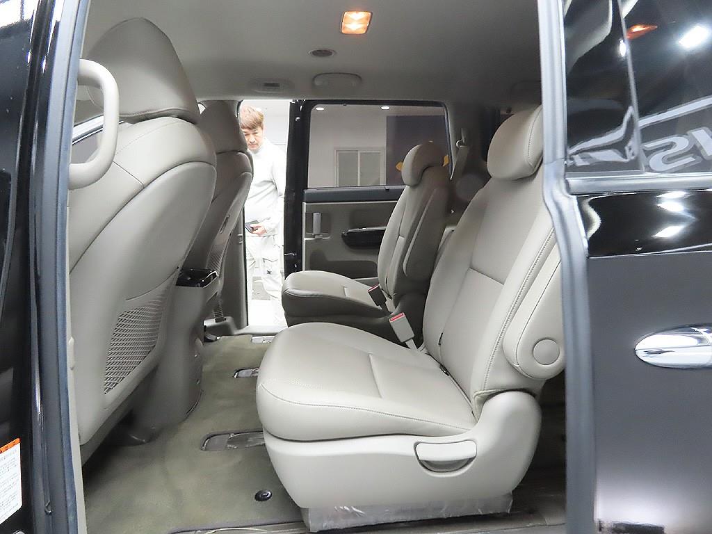 KIA Carnival 2019 Negro - Importación desde Corea - HF Imports Iquique - Foto 9