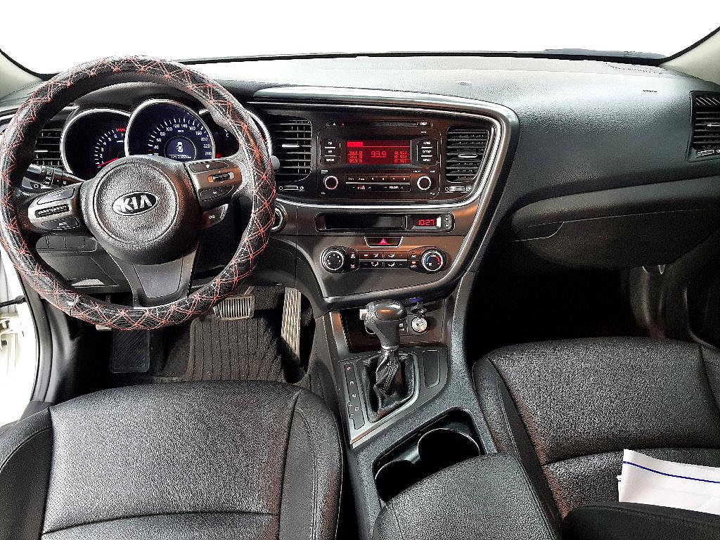KIA K5 - Vista 5