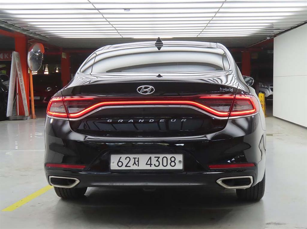 HYUNDAI Grandeur - Vista 3