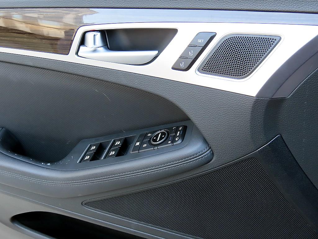 Genesis G80 - Vista 11