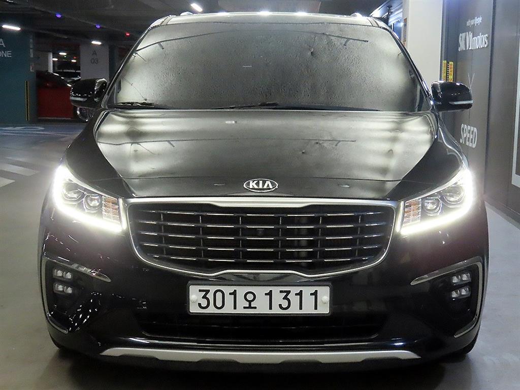 KIA Carnival - Vista 2