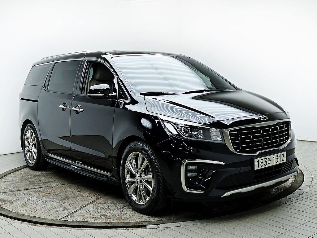 KIA Carnival - Vista 3