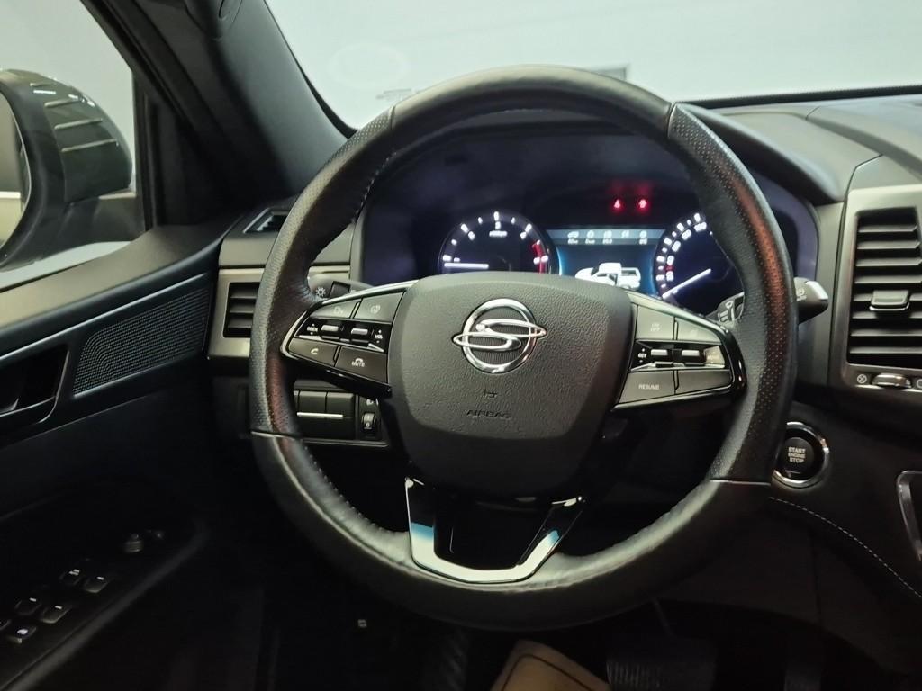 Ssangyong Rexton - Vista 9