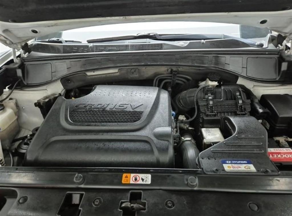 HYUNDAI Santa Fe - Vista 5