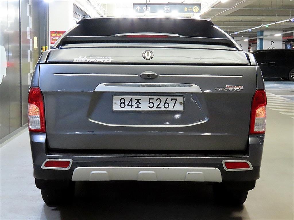 Ssangyong Korando - Vista 5