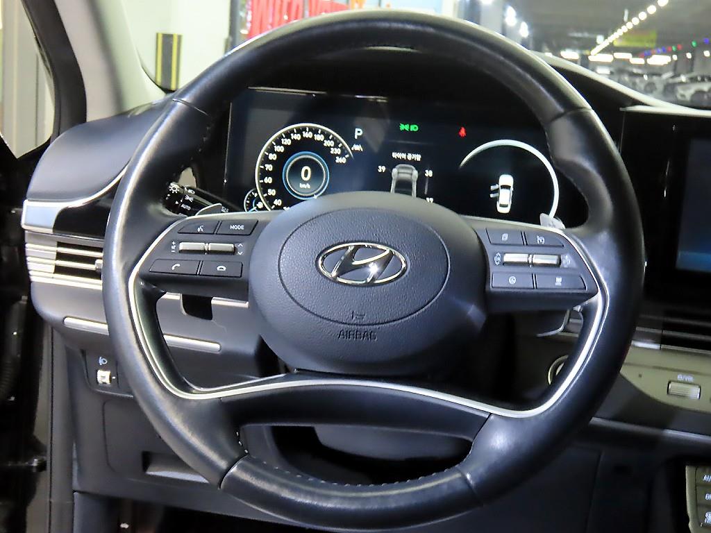 HYUNDAI Grandeur - Vista 8