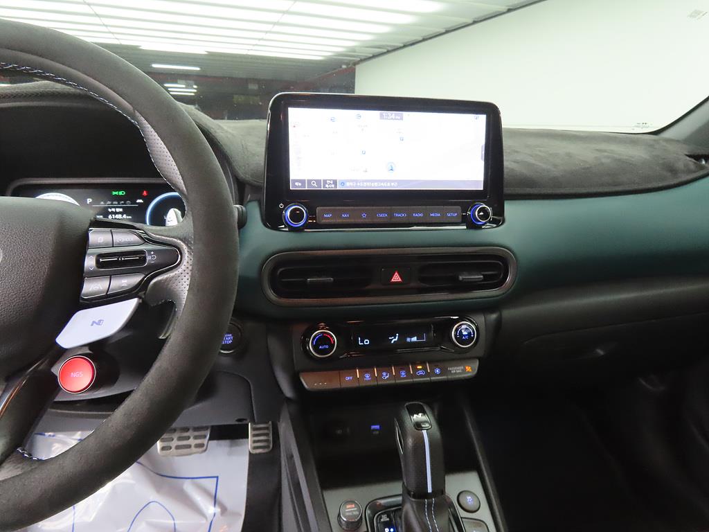 HYUNDAI Kona - Vista 11