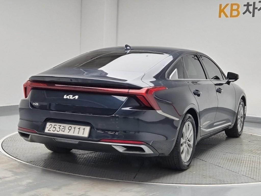 KIA K8 - Vista 3
