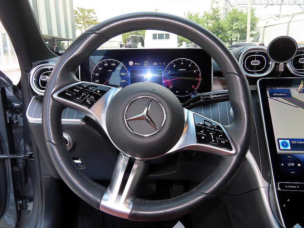 Mercedes Benz C Class - Vista 8