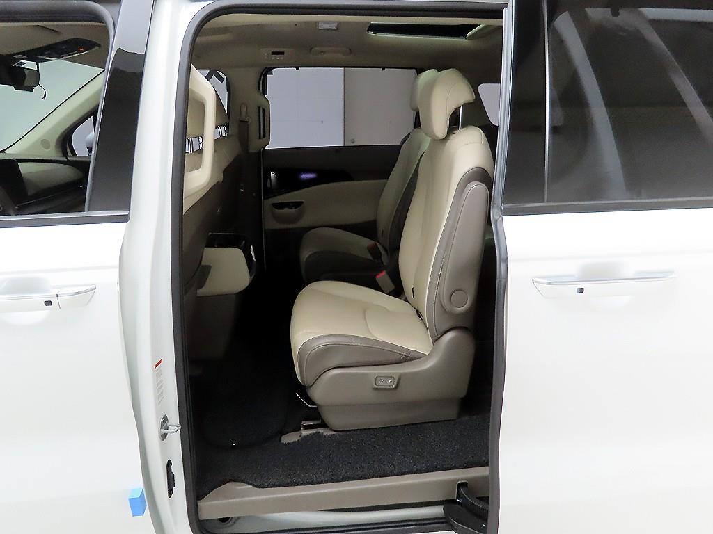 KIA Carnival 2023 Blanco - Importación desde Corea - HF Imports Iquique - Foto 13