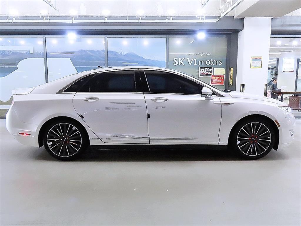 Lincoln MKZ - Vista 3
