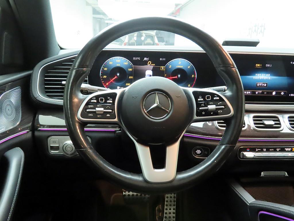 Mercedes Benz GLE Class - Vista 7