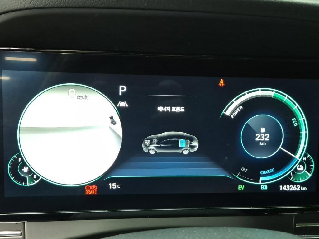 HYUNDAI Grandeur - Vista 6