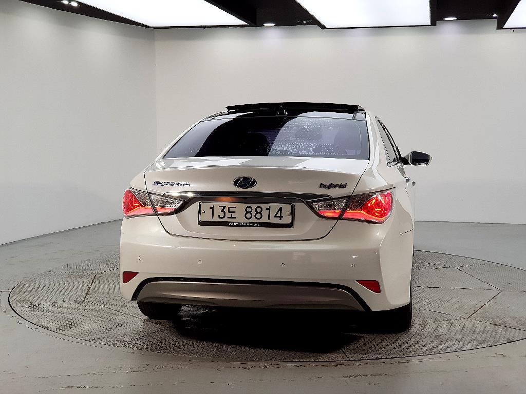 HYUNDAI Sonata - Vista 4
