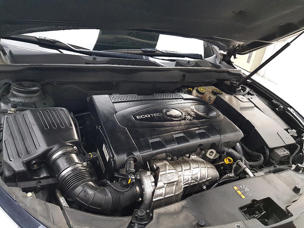 Chevrolet Malibu - Vista 6
