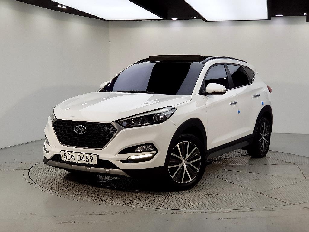 HYUNDAI Tucson 2017 Blanco - Importación desde Corea - HF Imports Iquique - Foto 1