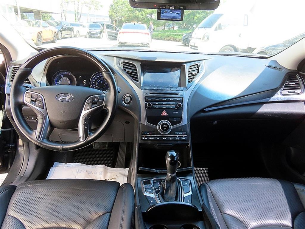 HYUNDAI Grandeur - Vista 7