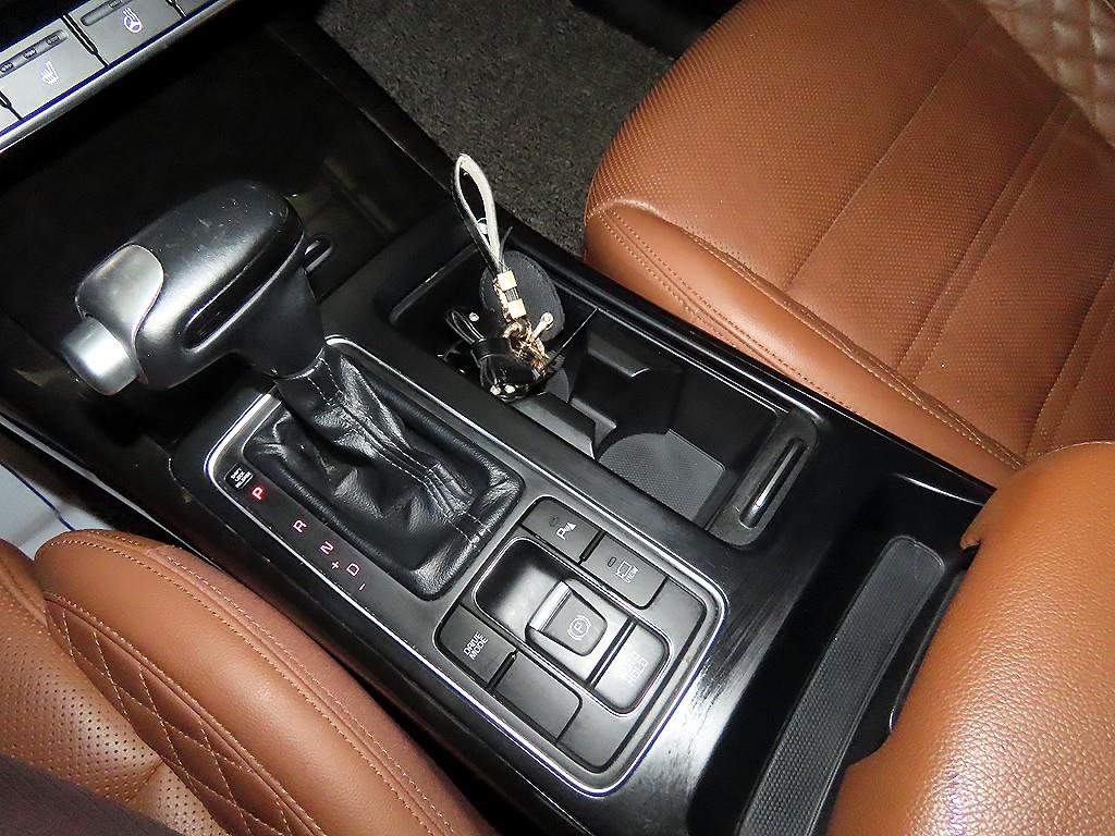 KIA Sorento - Vista 12